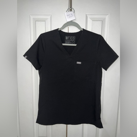 Figs Tops - XS FIGS Black Catarina scrub top